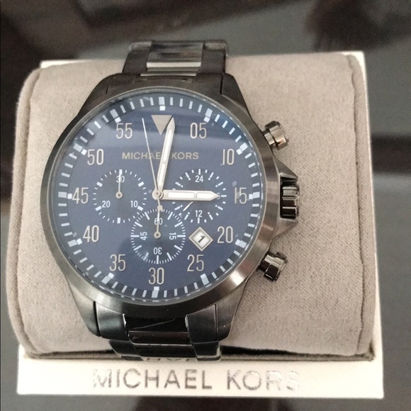 Men’s Michael Kors dark gray watch! - Picture 1 of 3
